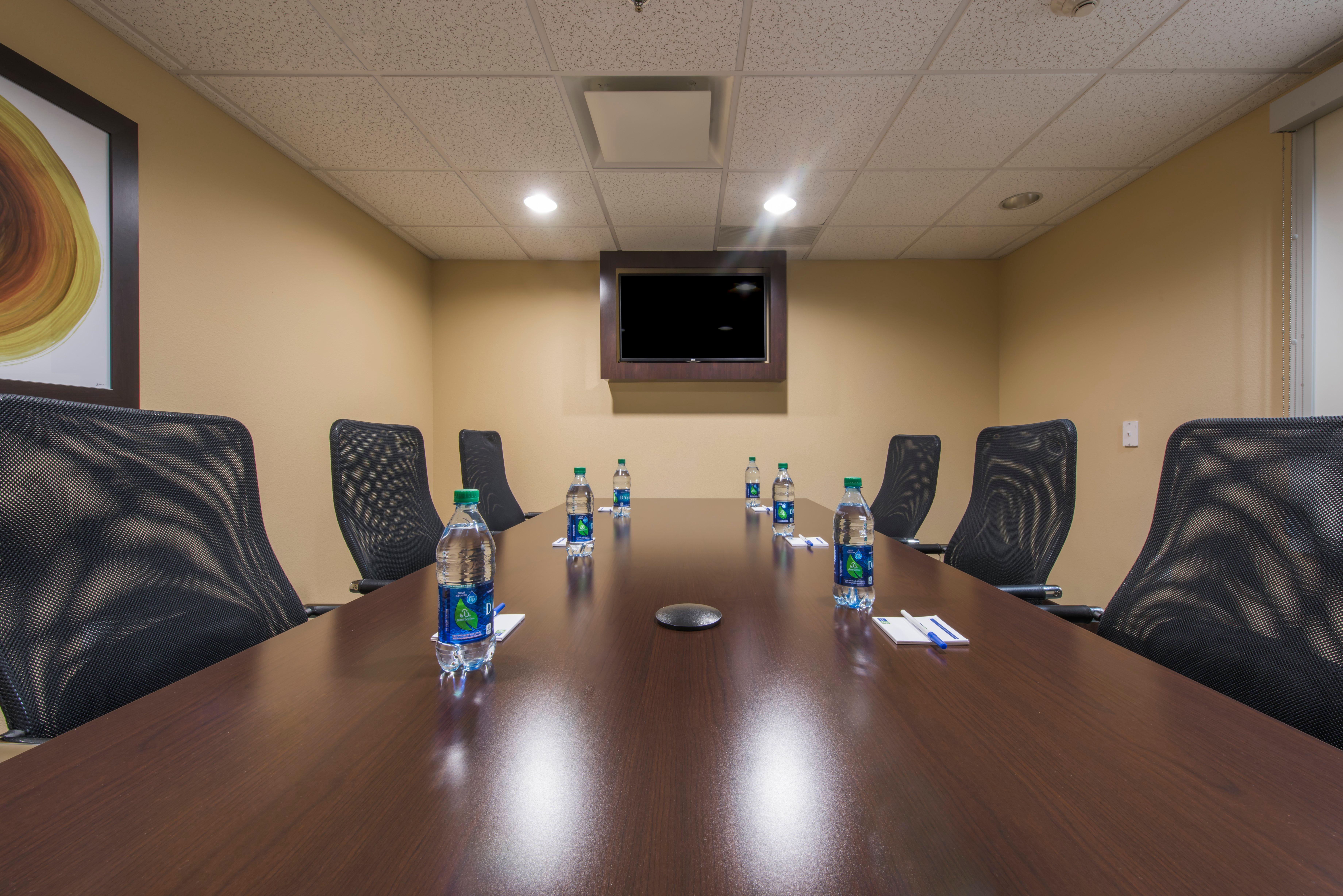 Holiday Inn Express & Suites Colorado Springs Central By Ihg Esterno foto