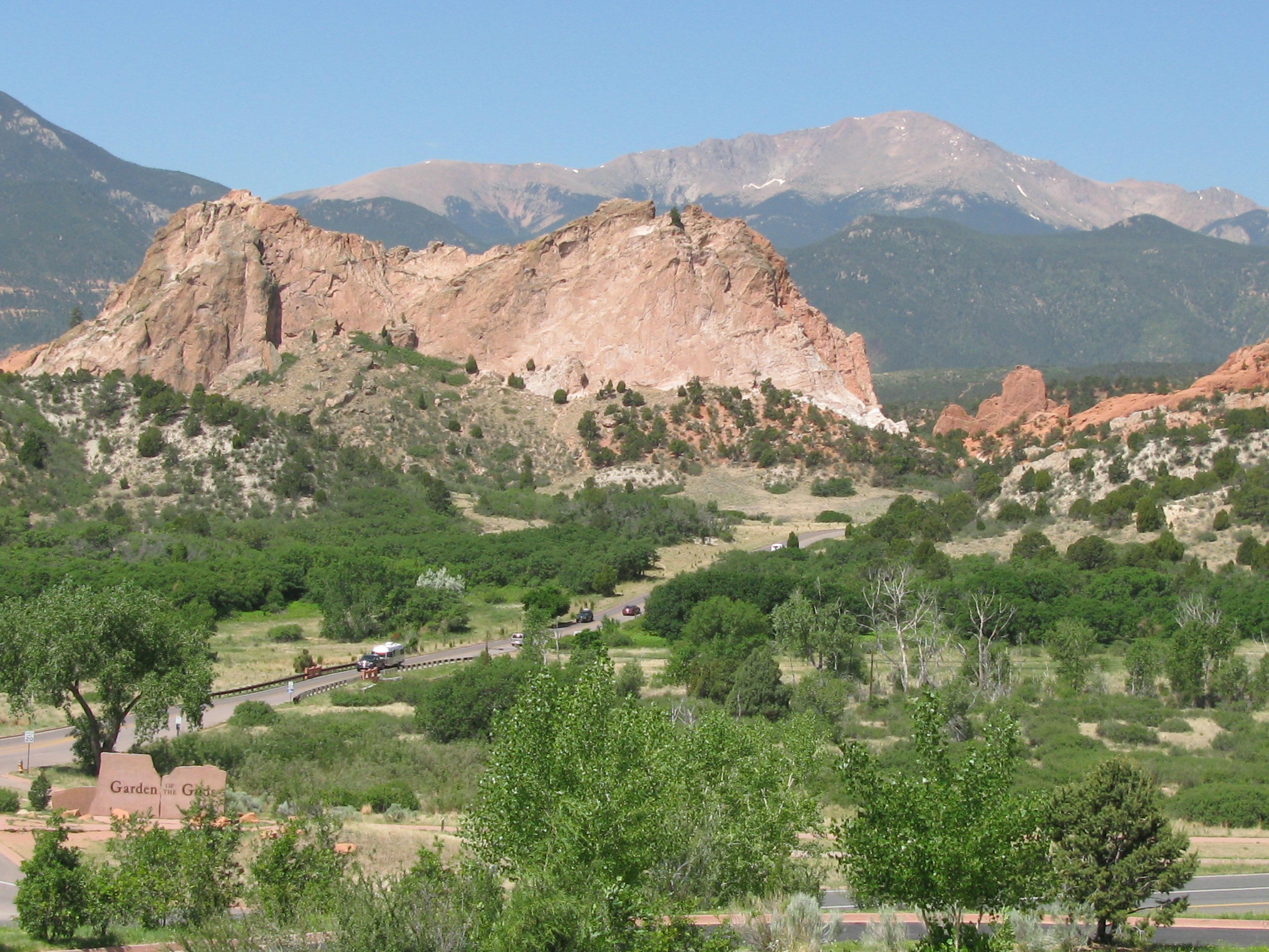 Holiday Inn Express & Suites Colorado Springs Central By Ihg Esterno foto