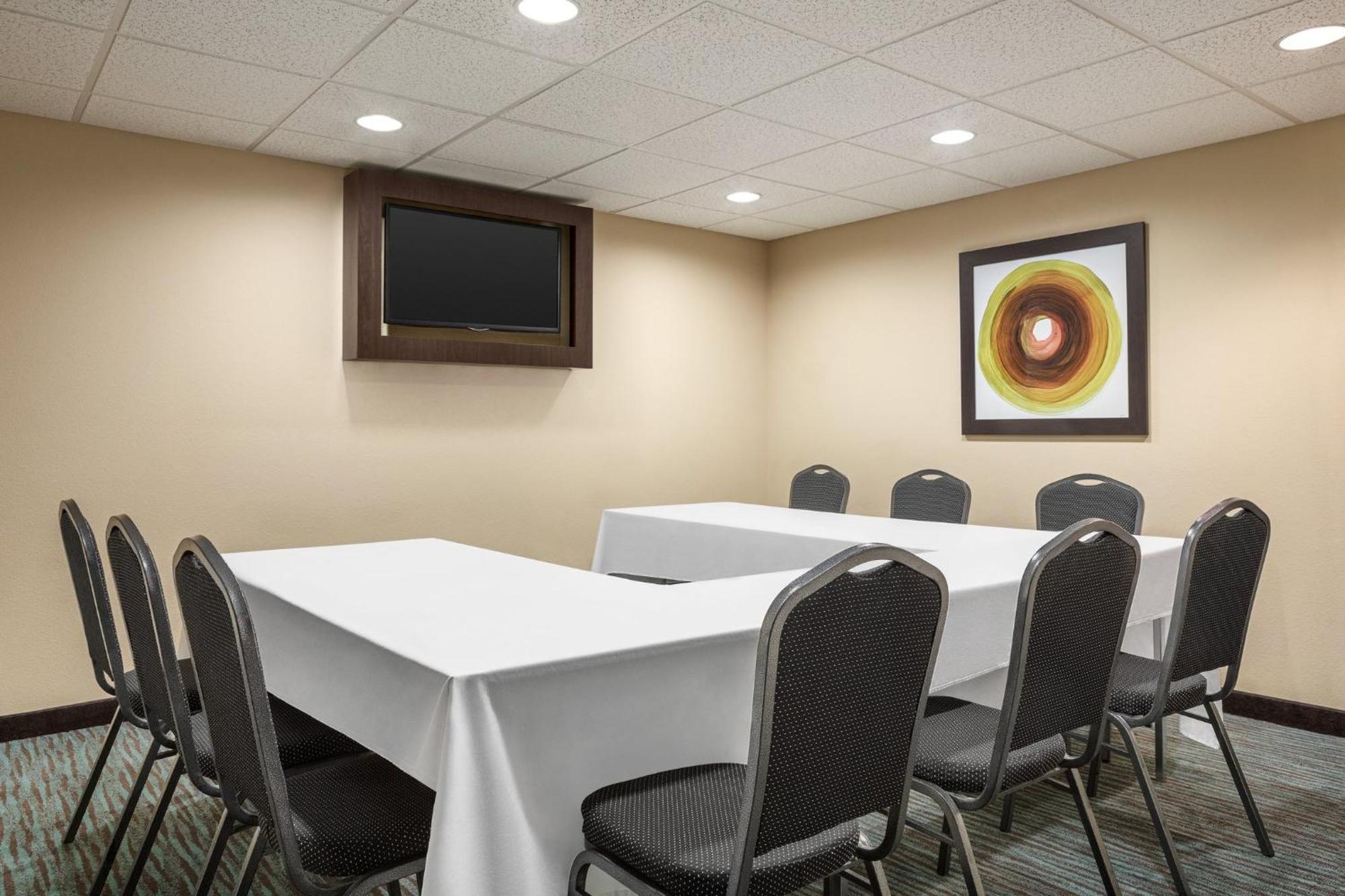 Holiday Inn Express & Suites Colorado Springs Central By Ihg Esterno foto